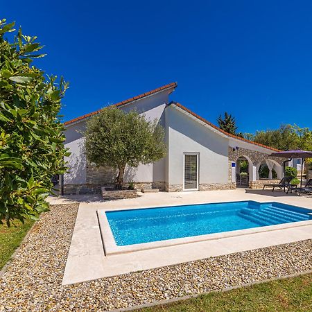 Holiday House Kai With Private Pool Pinezići 外观 照片