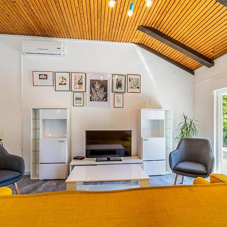 Holiday House Kai With Private Pool Pinezići 外观 照片