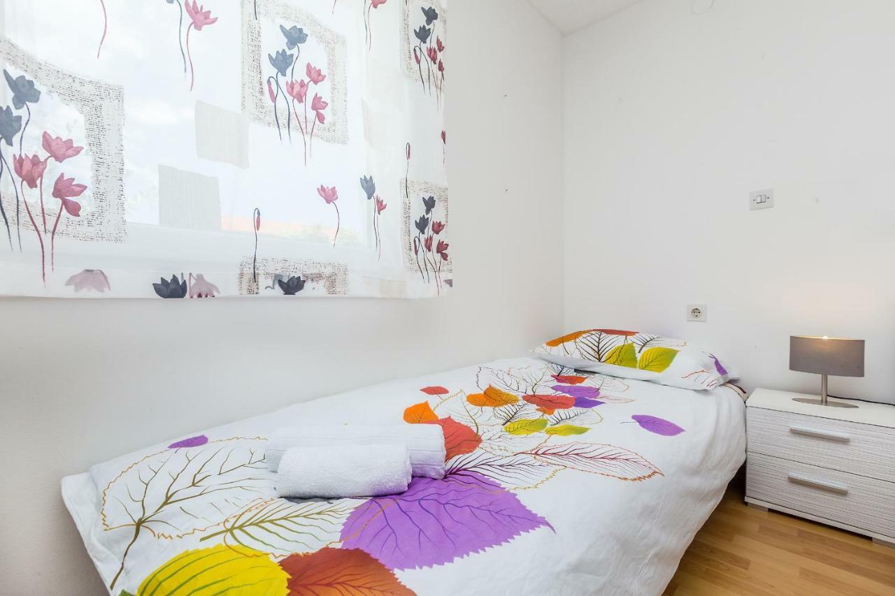 Holiday House Kai With Private Pool Pinezići 外观 照片